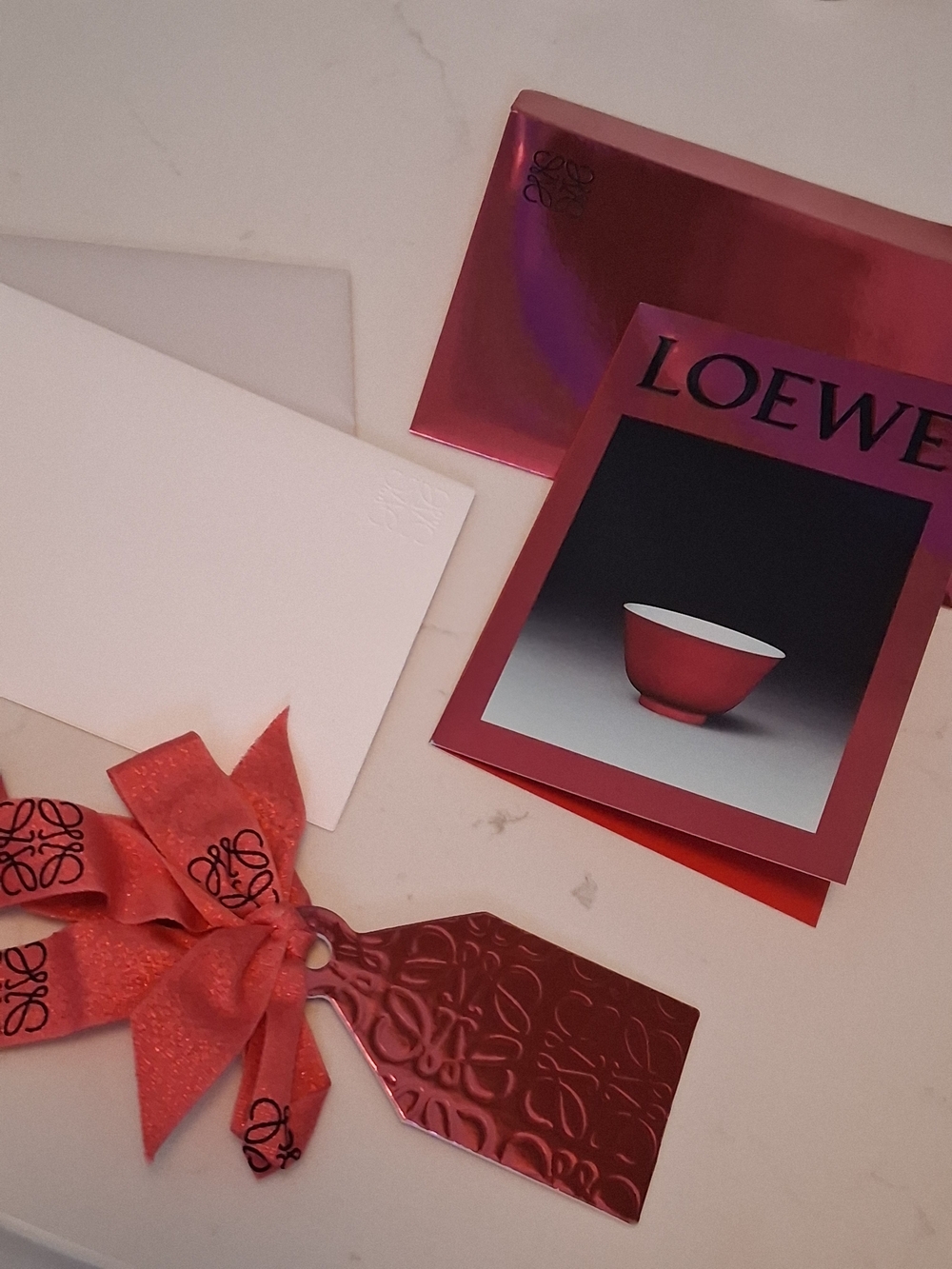 LOEWE Burgundy White CARD SET  Metallic Gift Tag and Ribbon .